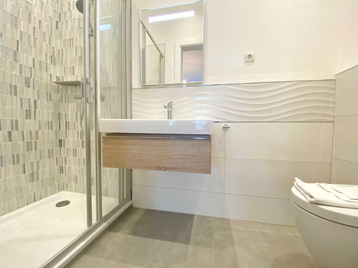 Villa Jenny - Ferienappartement 1 Mit Meerblick Sassnitz Kültér fotó